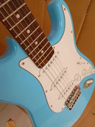 Guitarra Eléctrica Egmond Stratocaster Azul