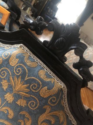 Tres sillas madera maciza S.XX