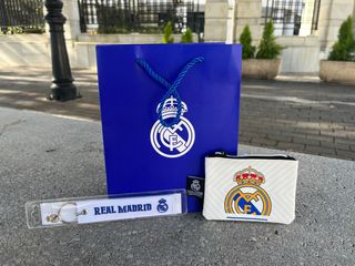 MONEDERO Y LLAVERO REAL MADRID