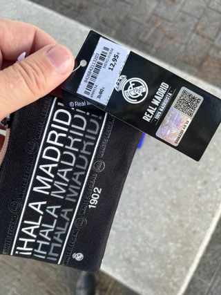 MONEDERO Y LLAVERO REAL MADRID