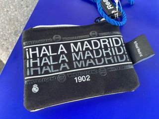 MONEDERO Y LLAVERO REAL MADRID