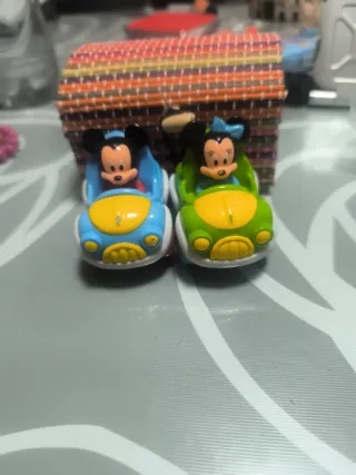 Coches Mickey y Minnie