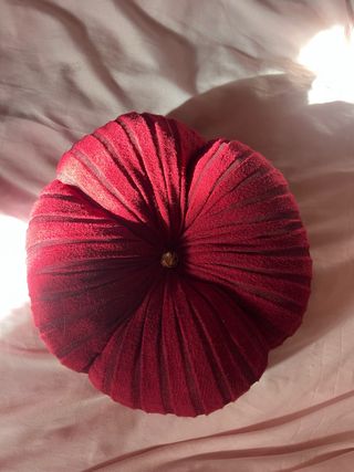 Almohada terciopelo roja