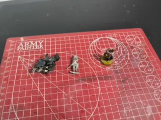 Figuras Aragorn y Boromir warhammer esdla lotr