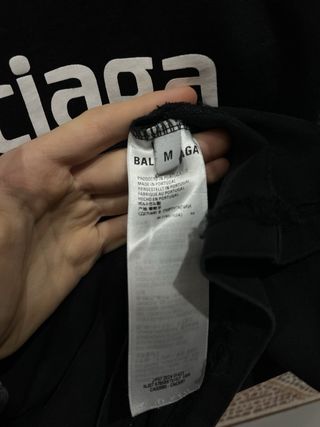 Camiseta Balenciaga Soccer Jersey Negra y Dorada