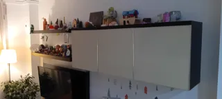 Conjunto de Mueble de madera robusto