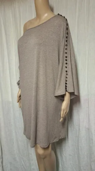 Abito lungo con bottoni beige/marrone