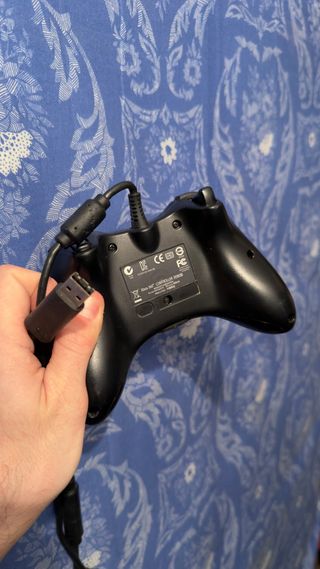 Mando Xbox 360 Negro con Cable