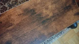 Perchero con repisa de madera