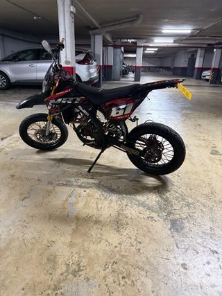 RIEJU MRT al día papeles seguro ITV 2027.