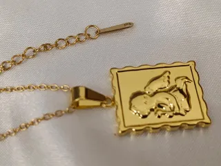 Collar con colgsnte Ángel Acero Baño Oro 18K