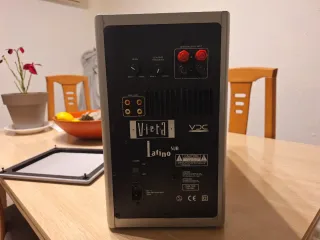 VIETA subwoofer 150w autoamplicable gran potencia!