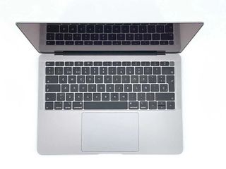 MacBook Air 13" (2020) Intel Core i5 1.1GHz 4 núcleos - SSD 256GB - RAM 8GB - Gris Espacial