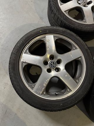 Llantas Santa Monica Golf GTI IV