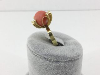 anillo oro 18k con piedra con coral