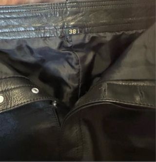Pantalones de cuero negros