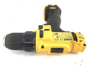 taladro a bateria dewalt dcd710