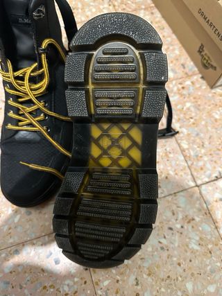 Dr. Martens Scarpe Nere Tg 42