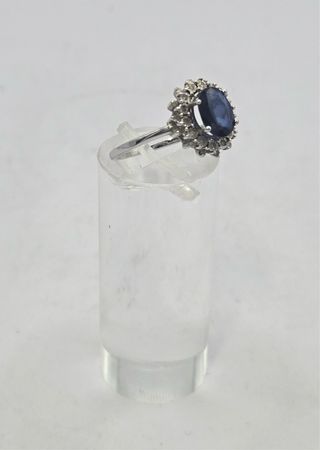 Anillo Oro Blanco 18k con zafiro