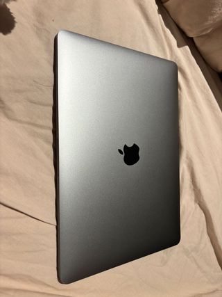 MacBook Pro 2018 256GB Plata/Gris Espacial