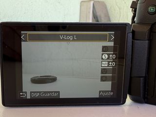 Panasonic GH5 + Lente Lumix G 12-35mm f2.8