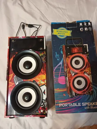 Altavoz Portátil Bluetooth Multicolor