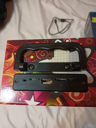 Altavoz Portátil Bluetooth Multicolor