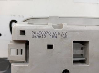 Volvo 97256 20456978 064612 luz interior fh 13 480