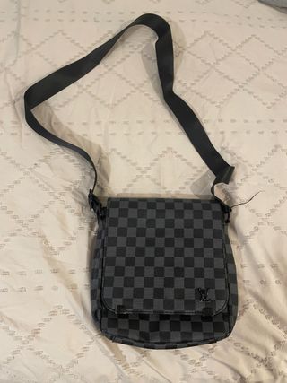 Riñonera Louis Vuitton Gris