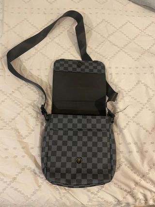 Riñonera Louis Vuitton Gris