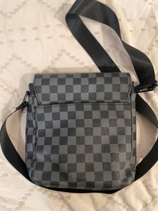 Riñonera Louis Vuitton Gris