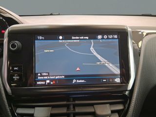 Peugeot 2008 Active BlueHDI 100 S&S BVM6