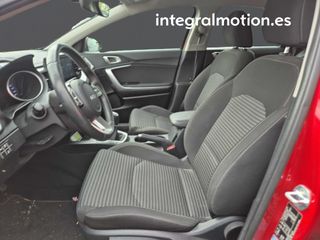 Kia Ceed 1.6 MHEV iMT 100kW (136CV) Drive