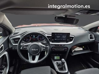 Kia Ceed 1.6 MHEV iMT 100kW (136CV) Drive