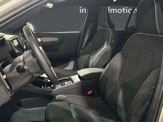 Volvo XC40 2.0 B3 G Plus Dark Auto