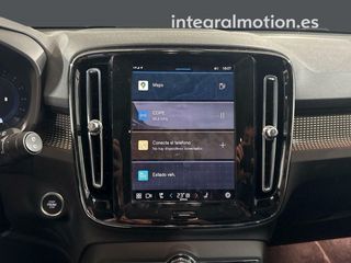 Volvo XC40 2.0 B3 G Plus Dark Auto