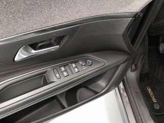 Peugeot 3008 1.5 BlueHDi 96kW S&S Allure Pack EAT8