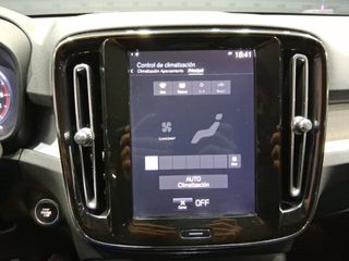 Volvo XC40 2.0 D3 Momentum