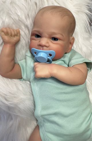 Bebé Reborn + chupetero y mordedor