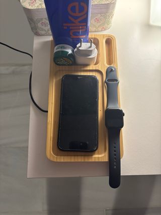 Base carga inalámbrica y organizador