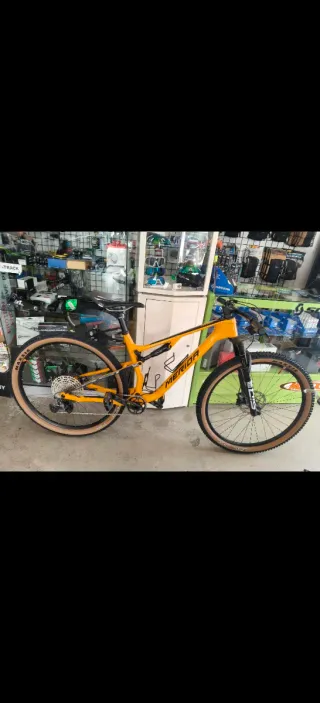 Bicicleta Mérida de Carbono