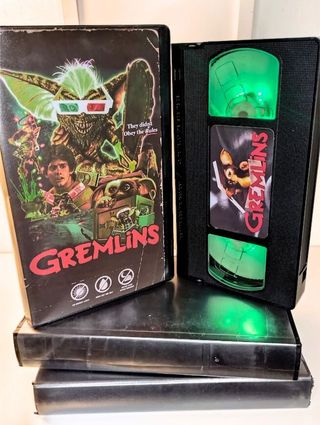 Lámpara decorativa VHS Led película Gremlins