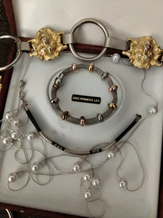 Cinturón y pulseras Yarek mujer