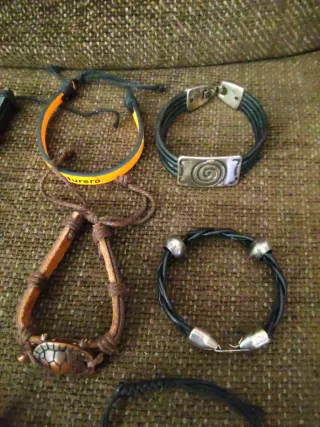 Pulseras de cuero para hombre y mujer