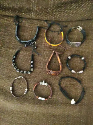 Pulseras de cuero para hombre y mujer