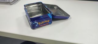 Caja Metálica Pokémon Espada y Escudo