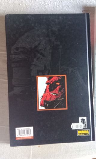 Hellboy Historias Extrañas 1 (cartoné)