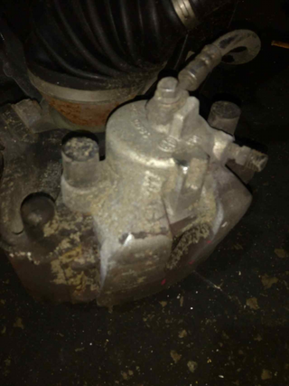 PINZA DE FRENO DELANTERA IZQUIERDA SEAT ARONA