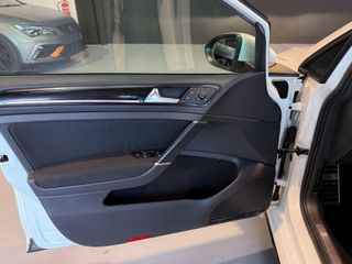 VOLKSWAGEN Golf GTI 2.0 TSI 220CV BMT