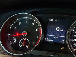 VOLKSWAGEN Golf GTI 2.0 TSI 220CV BMT